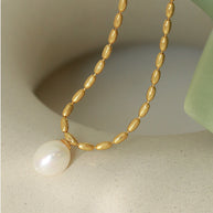 Amelia Necklace