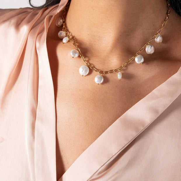 Coin Pearl Shaky Necklace