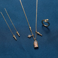 Harry Potter™ Hogwarts Great Hall Cluster Charm Necklace
