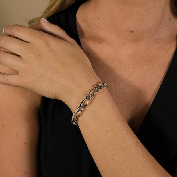 Amoura Bold Chain Bracelet