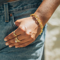 Amoura Bold Chain Bracelet