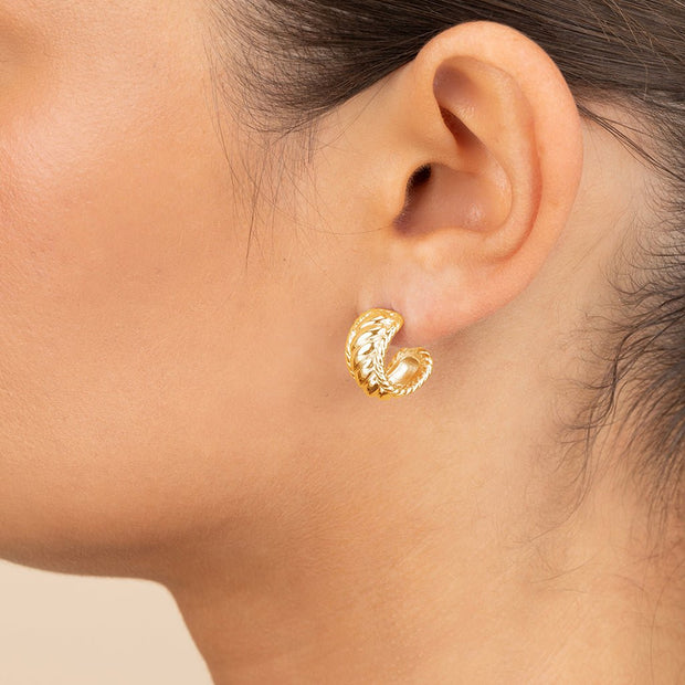 Kalina Quilted Huggie Hoop Earrings