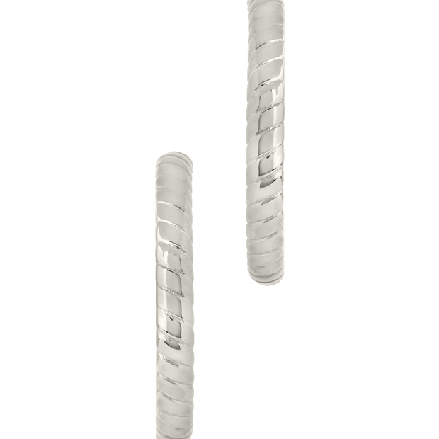 Everly Flat Herringbone Chain Hoop Earrings