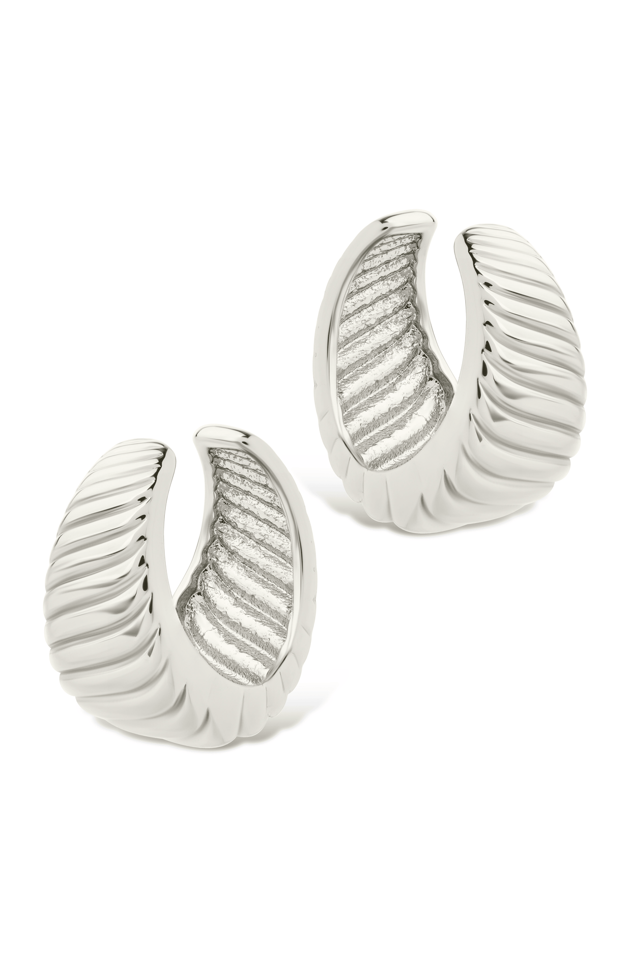 Beth Twisted Croissant Ear Cuff