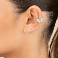 Beth Twisted Croissant Ear Cuff