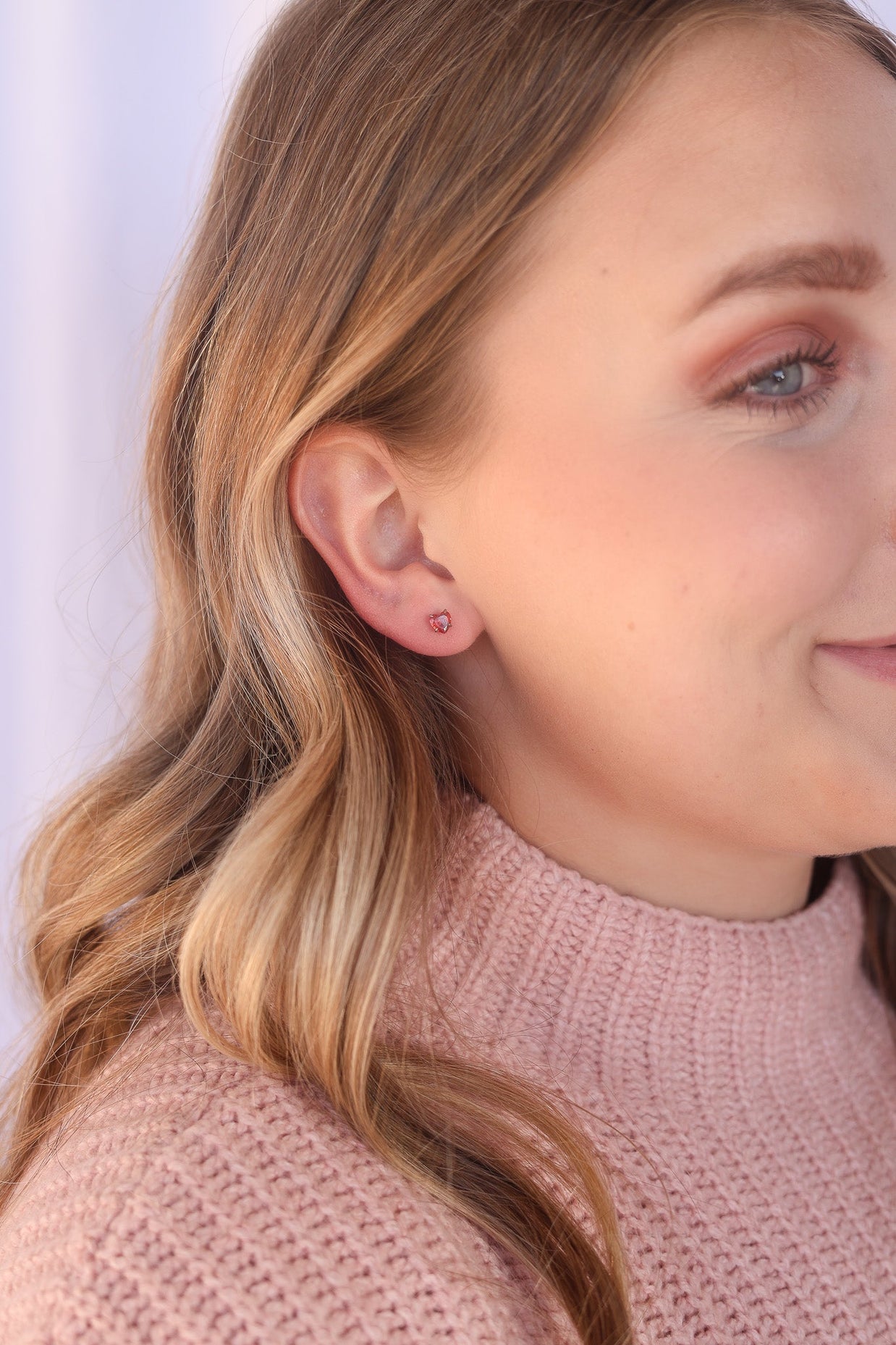 Queen of Hearts Flat Back Stud