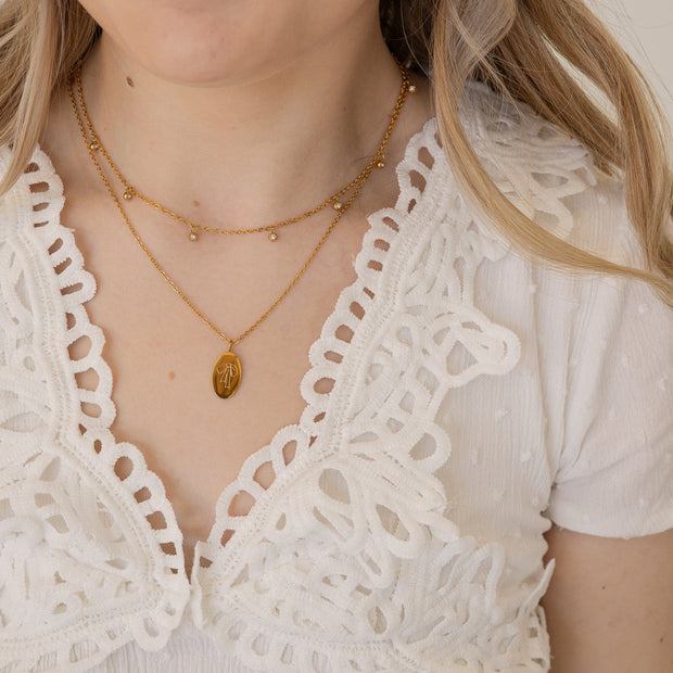 Bow Pendant Necklace