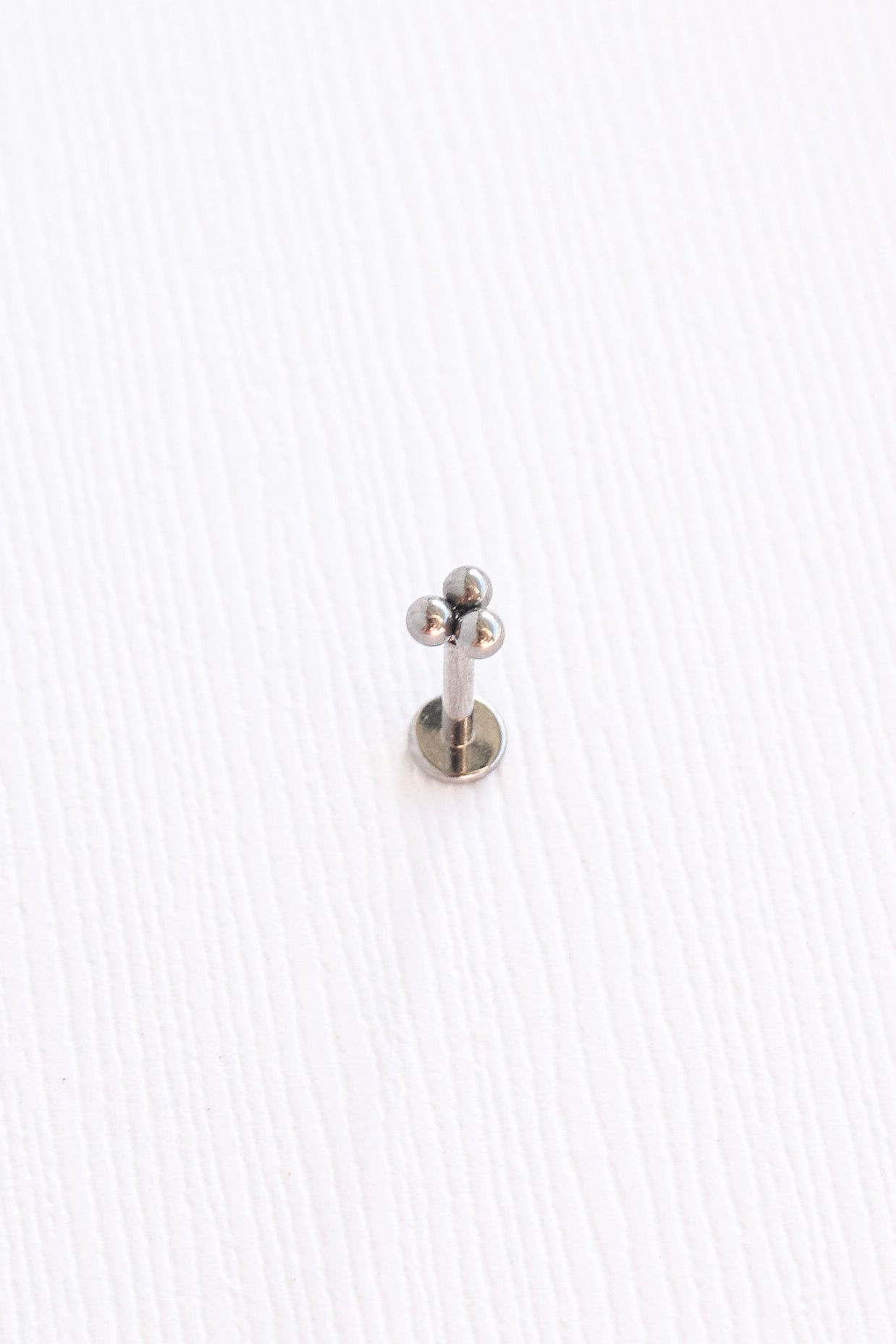 Tri-Dot Flat Back Stud