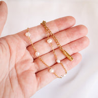 Evelynn Anklet in Freshwater Pearl
