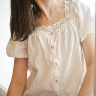 Lucy Necklace in Freshwater Pearl