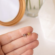 Bow Flat Back Stud