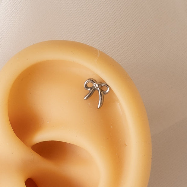Bow Flat Back Stud