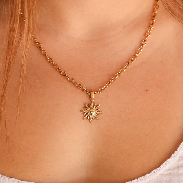 Soliel Necklace