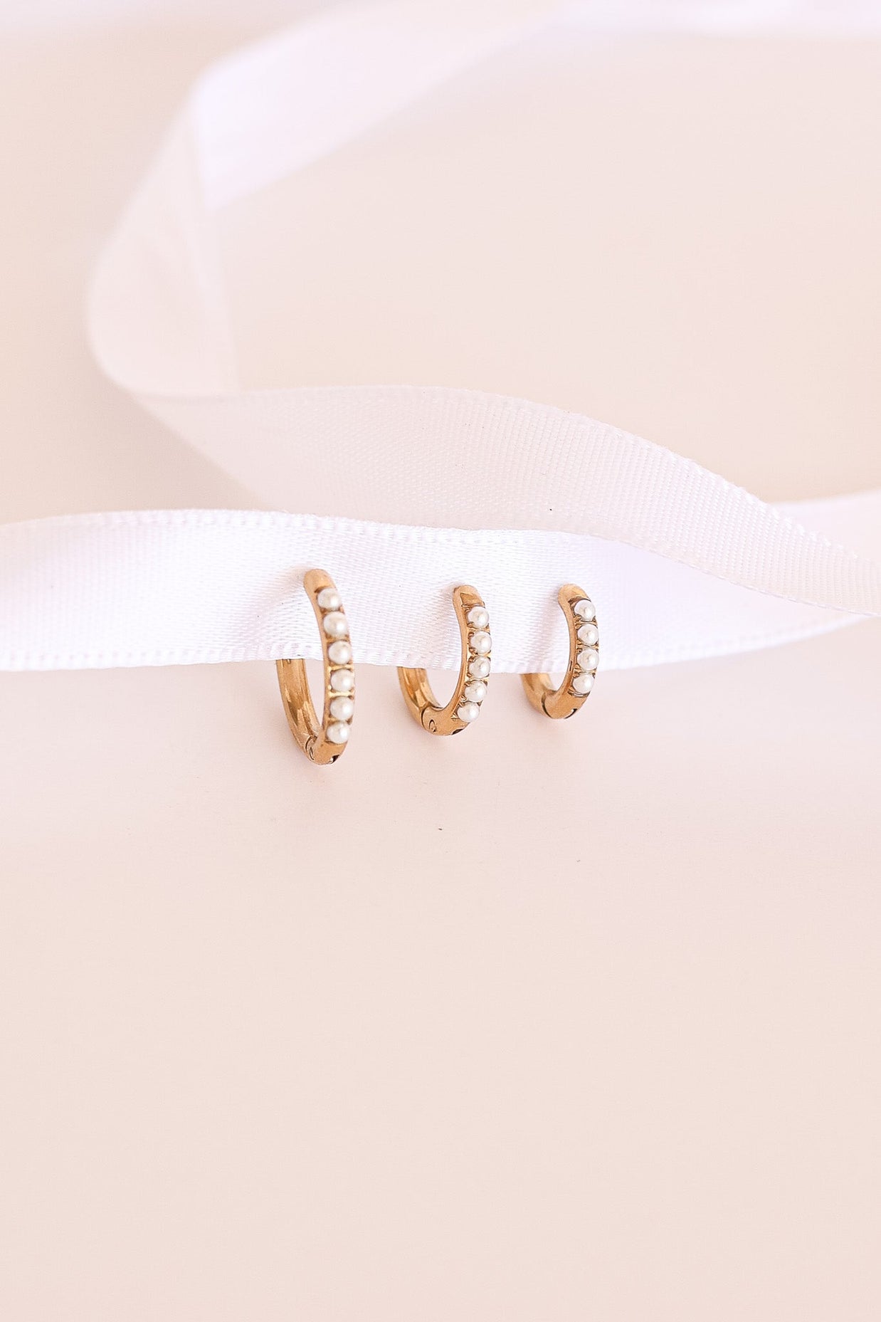 Pearl Micro Hoop