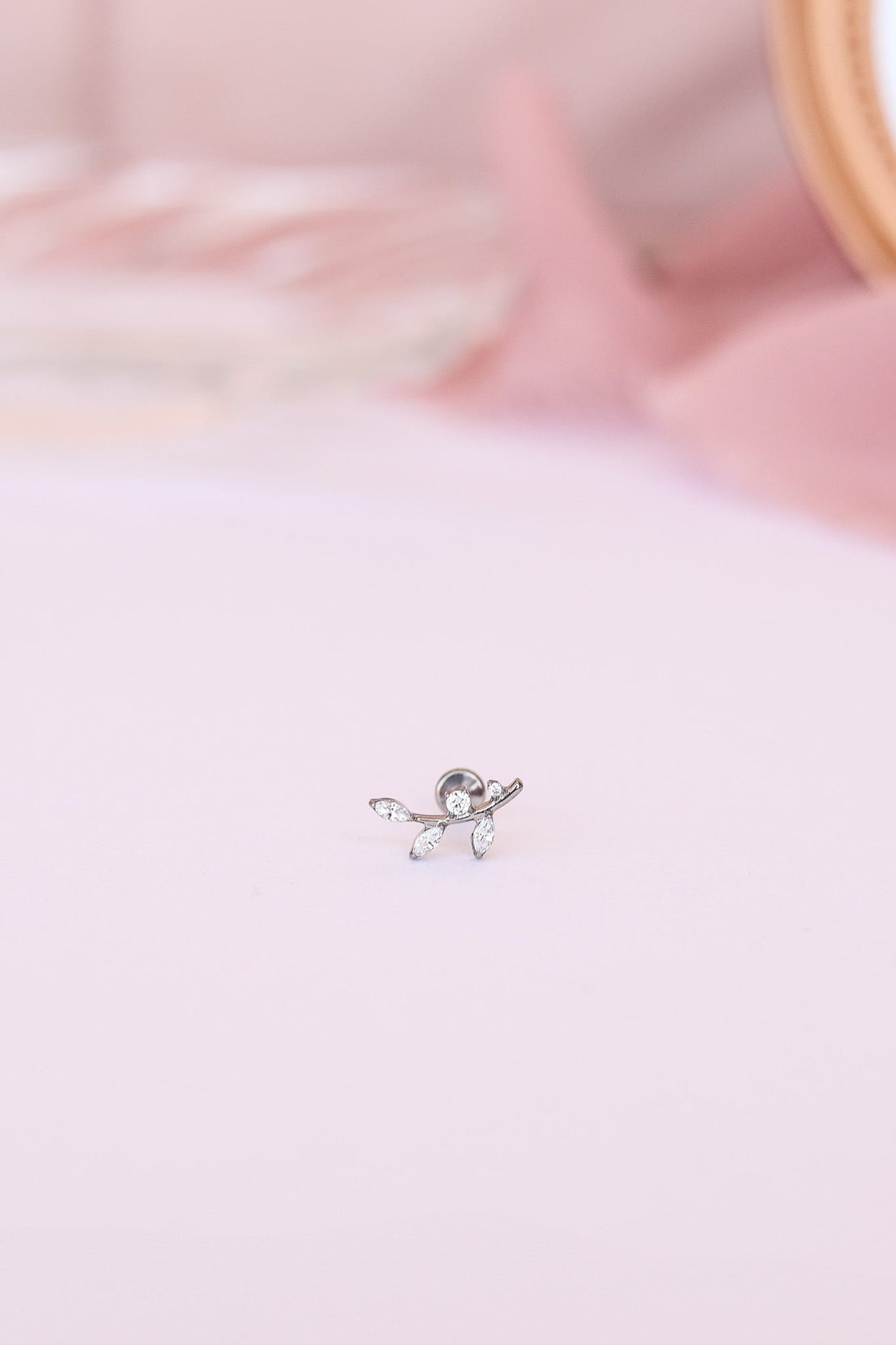Eden Flat Back Stud