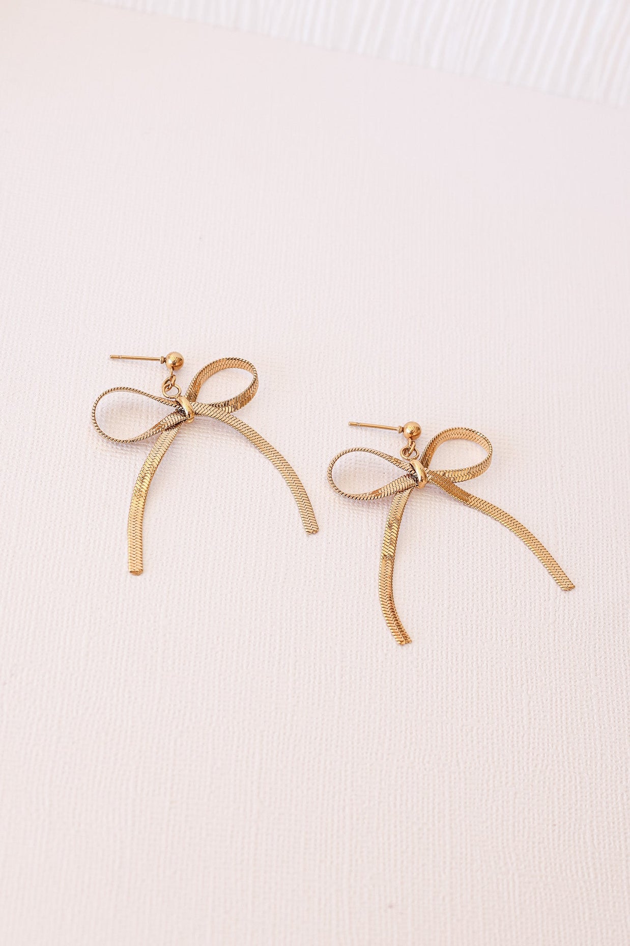 Lauren Bow Dangle