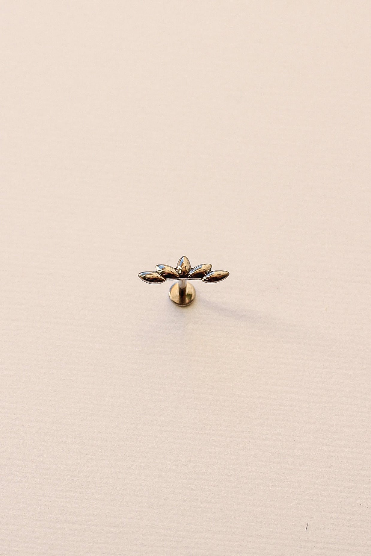 Camilla Flat Back Stud