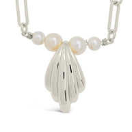 Chérie Pearl Shell Pendant Necklace