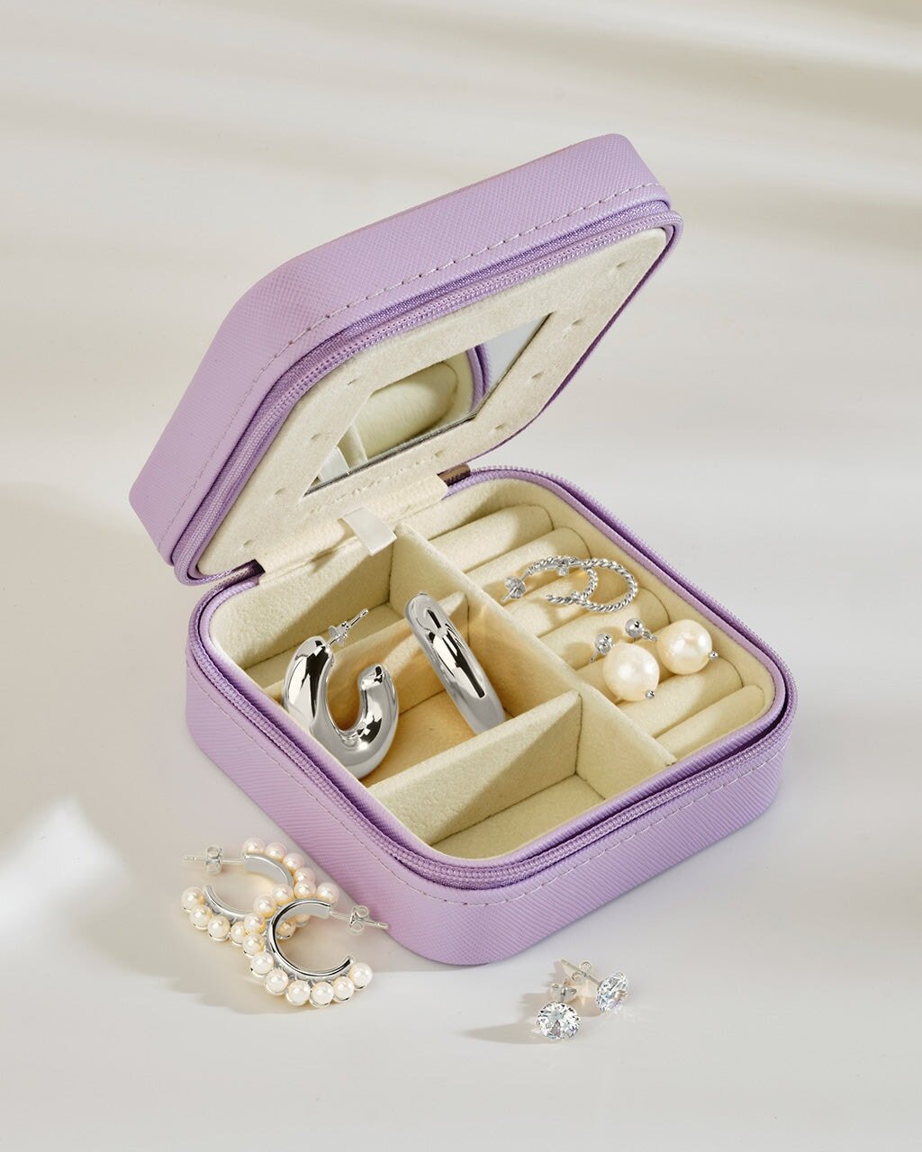 The Perfect O-ccasion Earring Case