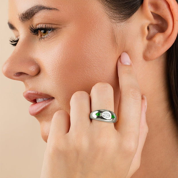 Sterling Silver Triple-Stone Tapered Dome Ring